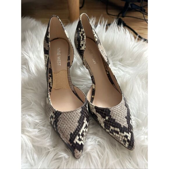 Nine West snake skin like heels size 6M - Picture 1 of 6